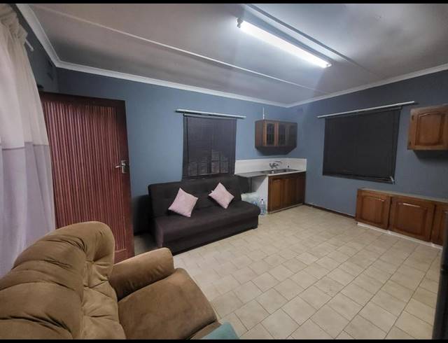 1 BEDROOM PROPERTY TO RENT IN EVEREST HEIGHTS